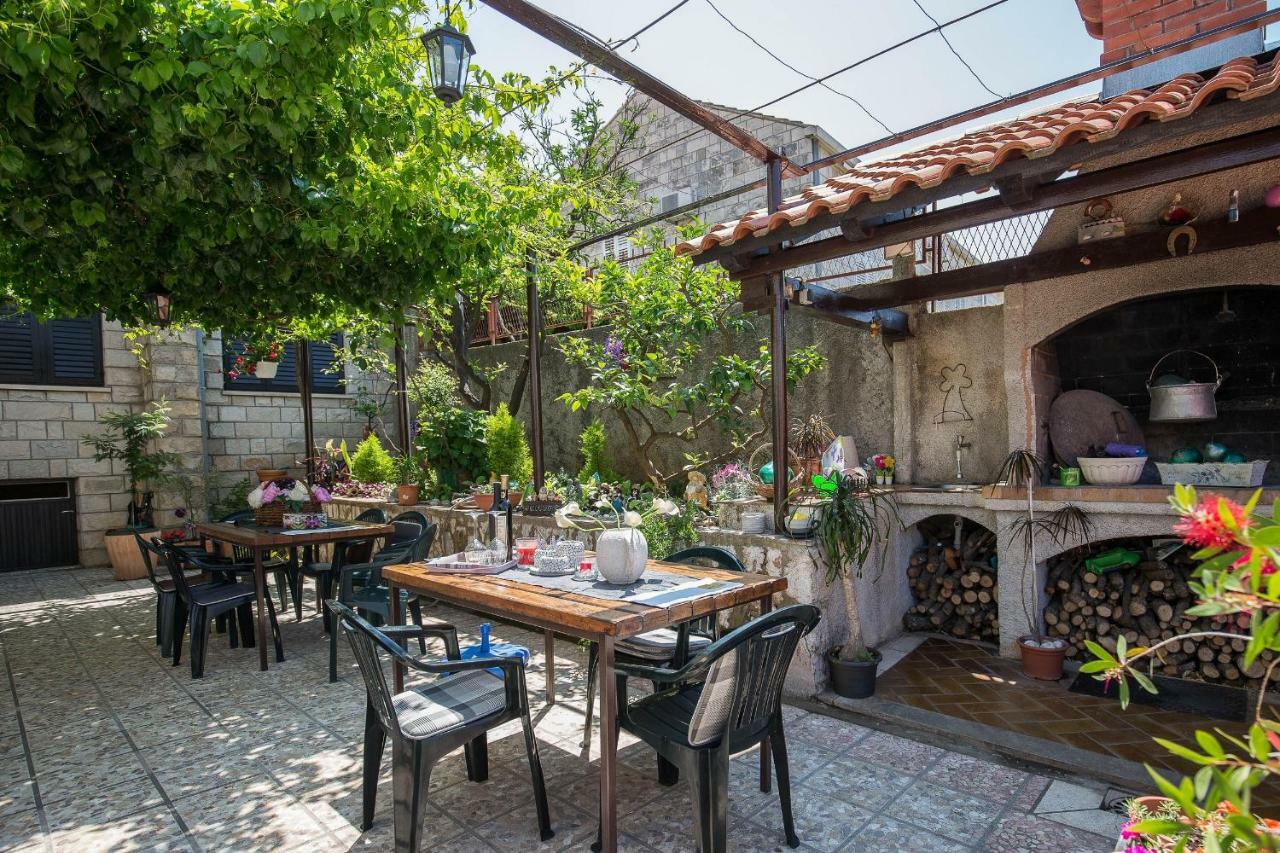 Guesthouse Ivona Dubrovnik Exterior photo